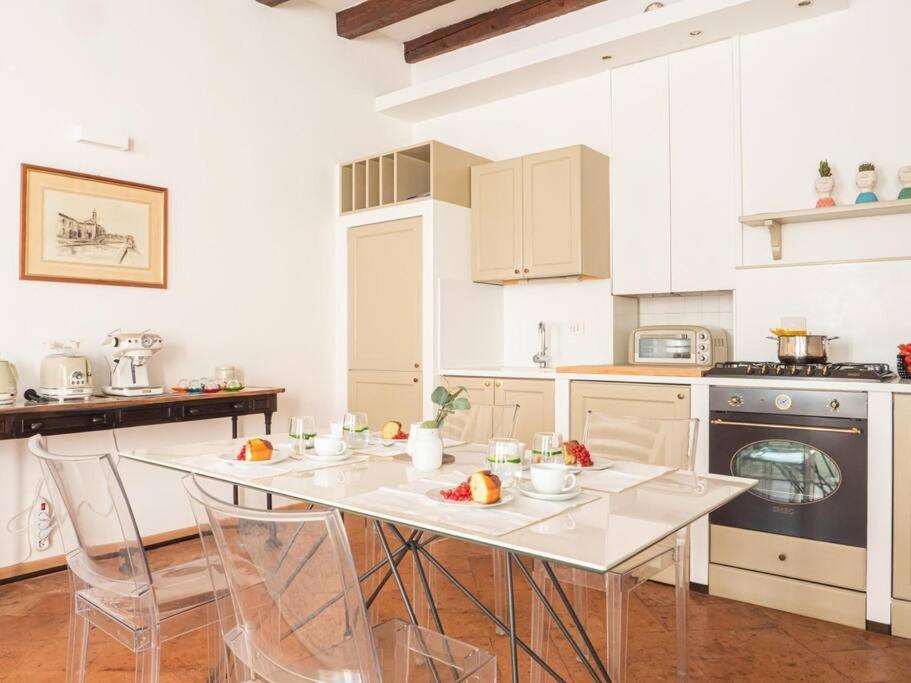 Romantic Flat On Navigli River By Easylife Milano Dış mekan fotoğraf
