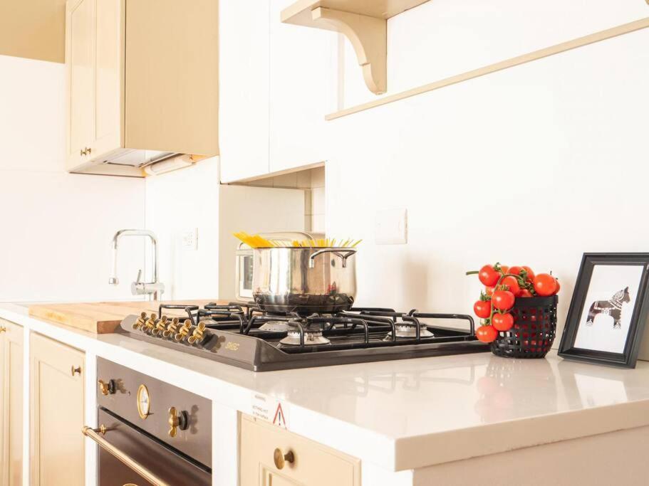 Romantic Flat On Navigli River By Easylife Milano Dış mekan fotoğraf